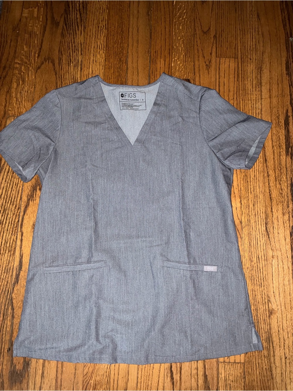 Figs Women’s Heathered Grey V-Neck Scrub Top